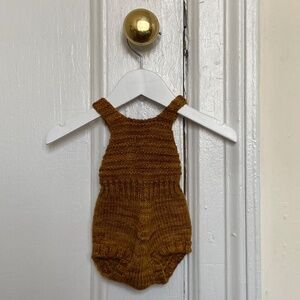 Misha and Puff Romper in Nutmeg Size 0-6 Month